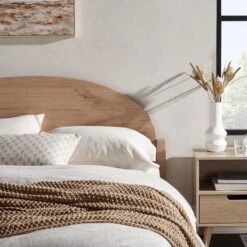 Walker Edison Elias Solid Wood Queen Bed With Arched Headboard 9 Walker Edison Elias Solid Wood Queen Bed With Arched Headboard -Walker Edison 99da384683270e27fba199359fbbff3eabe1b692