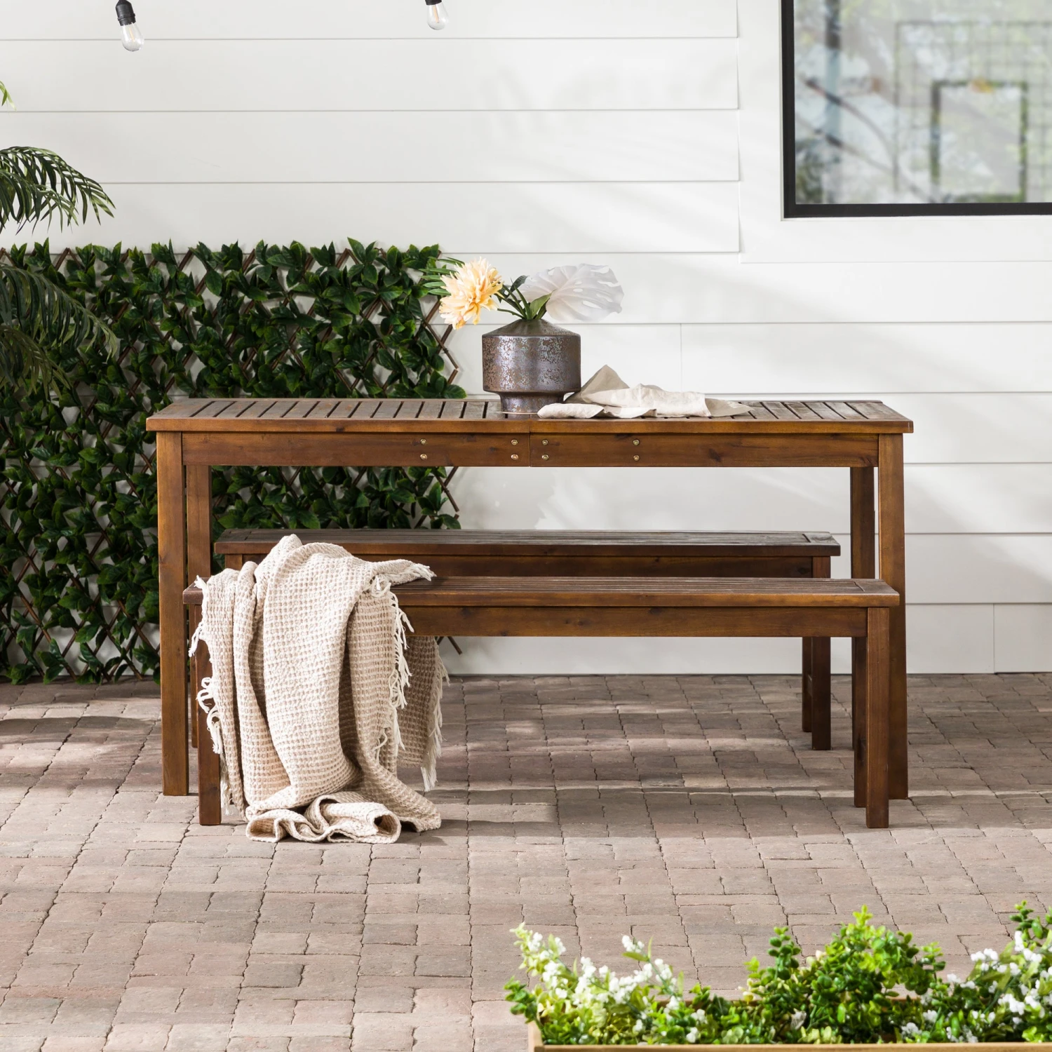 Walker Edison Simple Midland 3 Piece Dining Set 4 Walker Edison Simple Midland 3 Piece Dining Set - Image 4